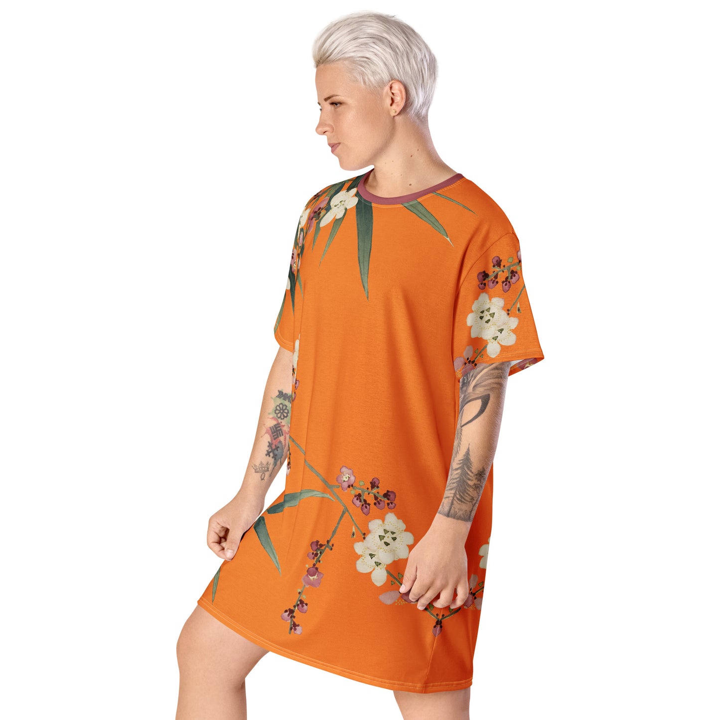 The Spirit of Flowers in Twelve Months｜Crimson Plum Blossom and Lush Green Bamboo｜T-shirt dress｜Orange