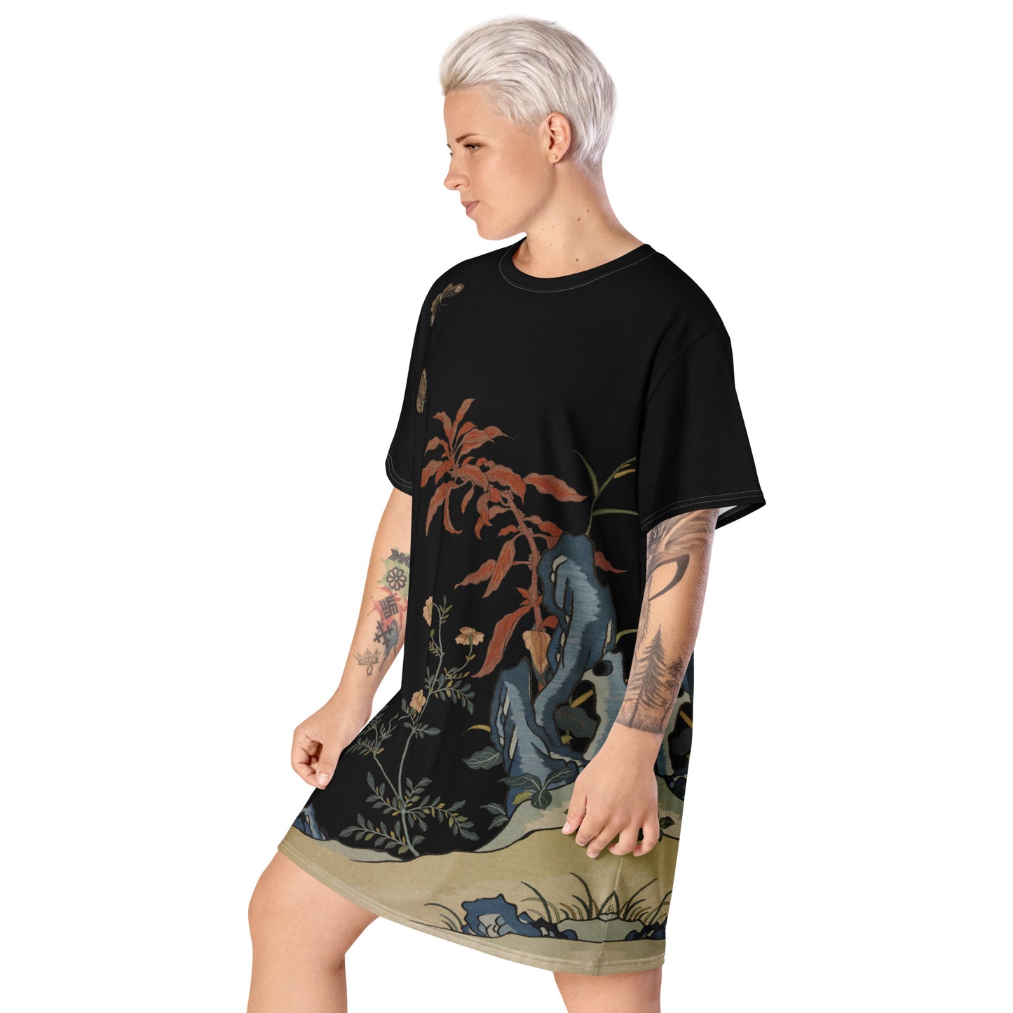 Kesi Flower Album｜Butterflies and Flowers｜T-shirt dress｜Black