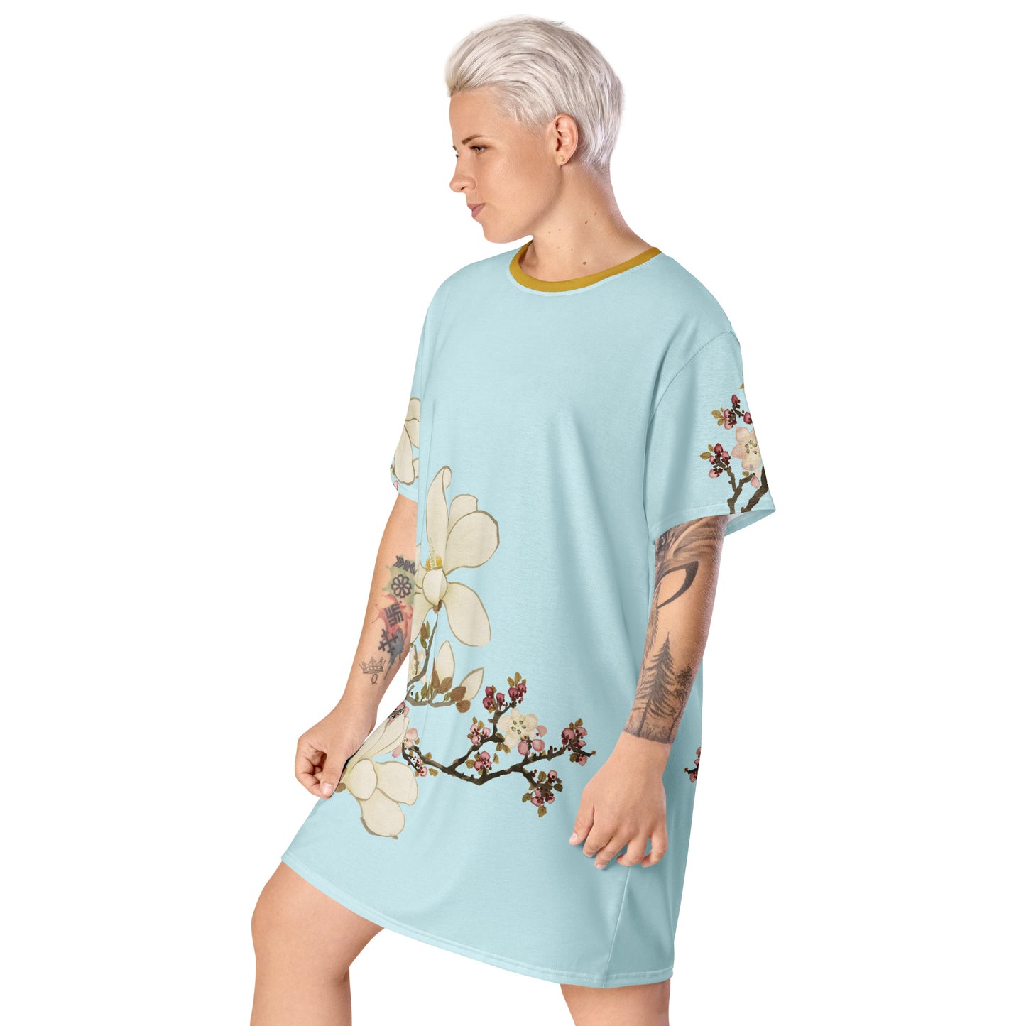 12月の花神様｜Apricot and Lily Magnolia in Blossom｜Tシャツドレス｜Aqua blue