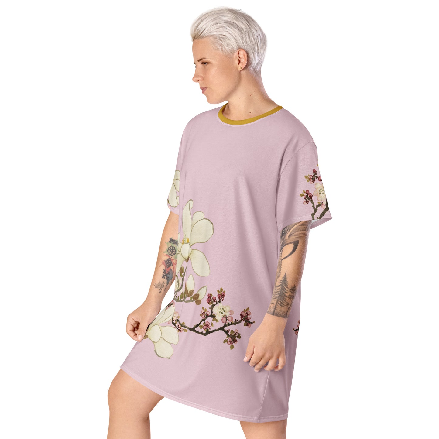 The Spirit of Flowers in Twelve Months｜Apricot and Lily Magnolia in Blossom｜T-shirt dress｜Pale pinkish gray