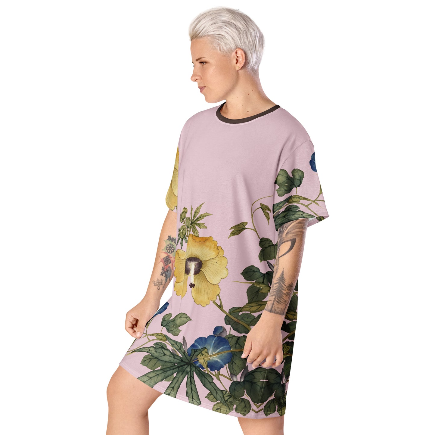 The Spirit of Flowers in Twelve Months｜Okra and White-edged Morning Glory in Bloom｜T-shirt dress｜Pale pinkish gray