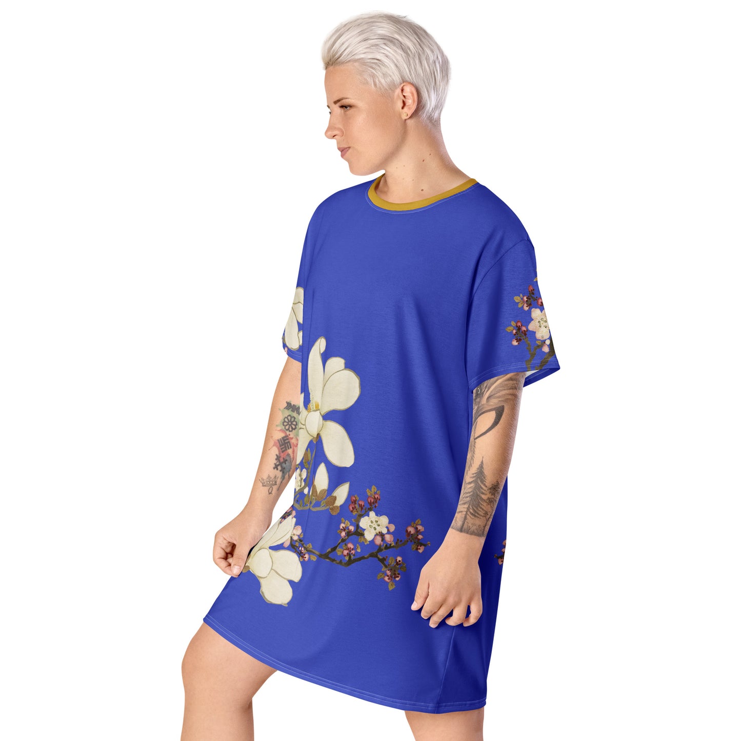 The Spirit of Flowers in Twelve Months｜Apricot and Lily Magnolia in Blossom｜T-shirt dress｜Royal blue