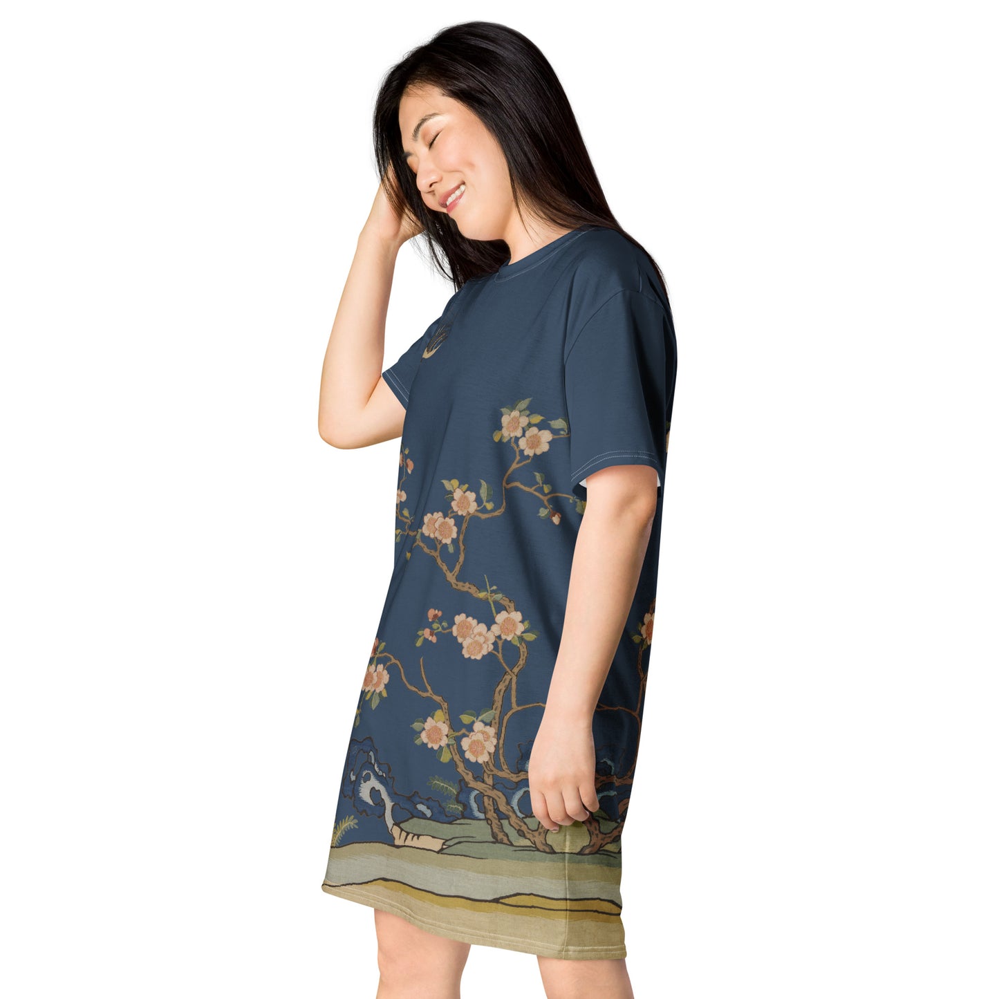 Kesi Flower Album｜Swallow in Flight, Harbinger of Spring｜T-shirt dress｜Dark blue