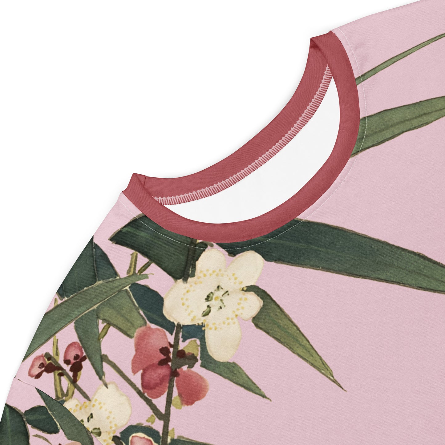 The Spirit of Flowers in Twelve Months｜Crimson Plum Blossom and Lush Green Bamboo｜T-shirt dress｜Pale pinkish gray