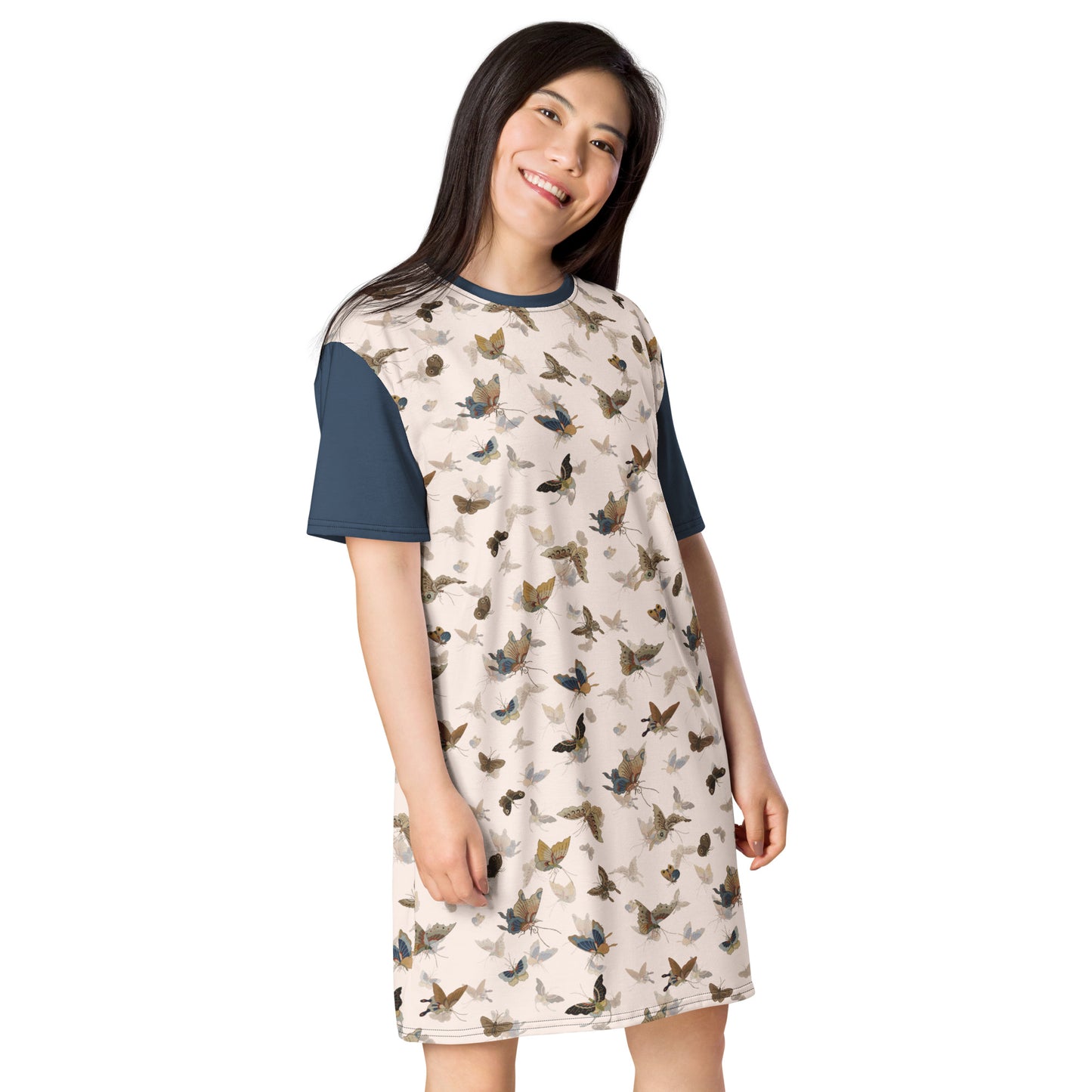 Butterfly dancing｜T-shirt dress｜Fish belly white