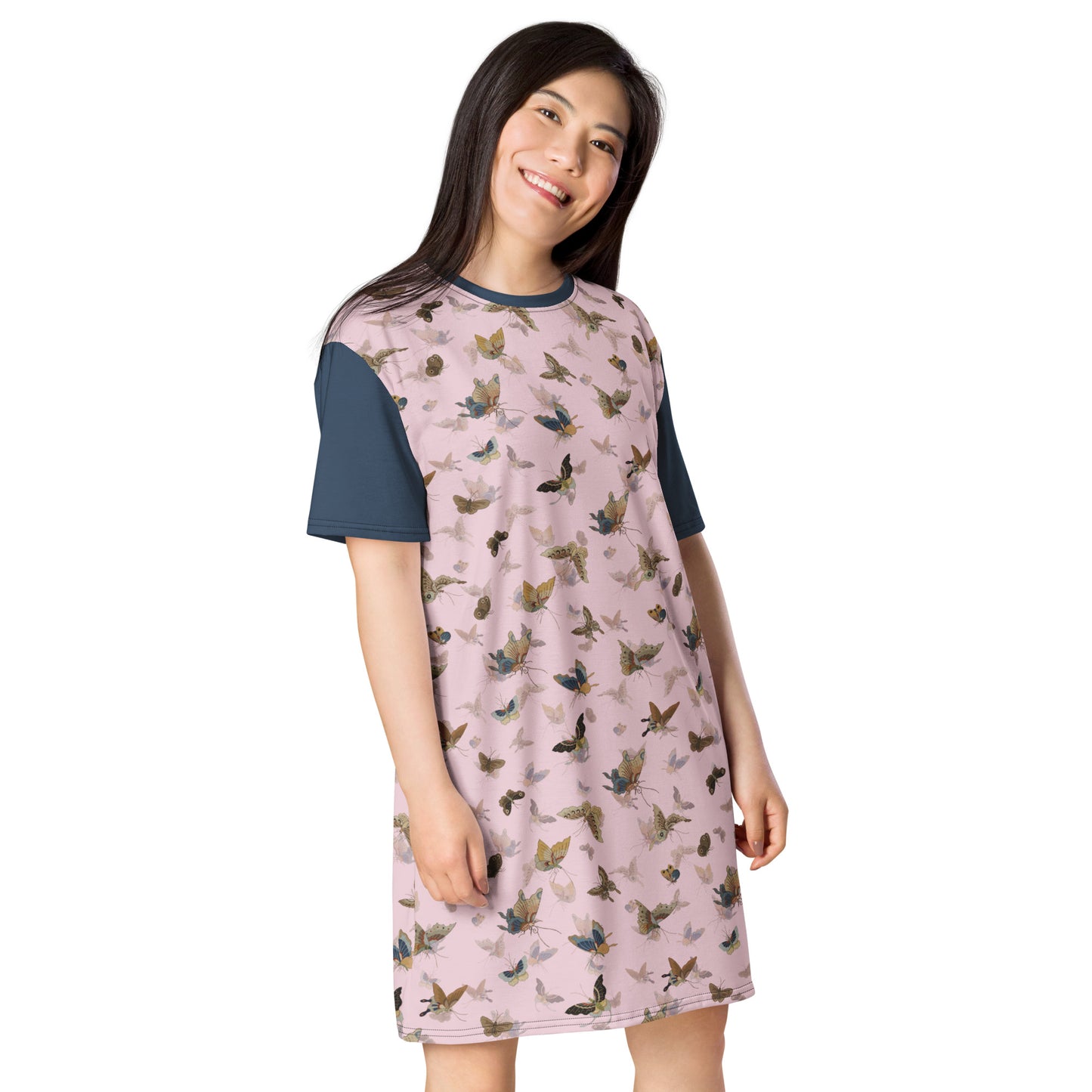 Butterfly dancing｜T-shirt dress｜Pale pinkish gray