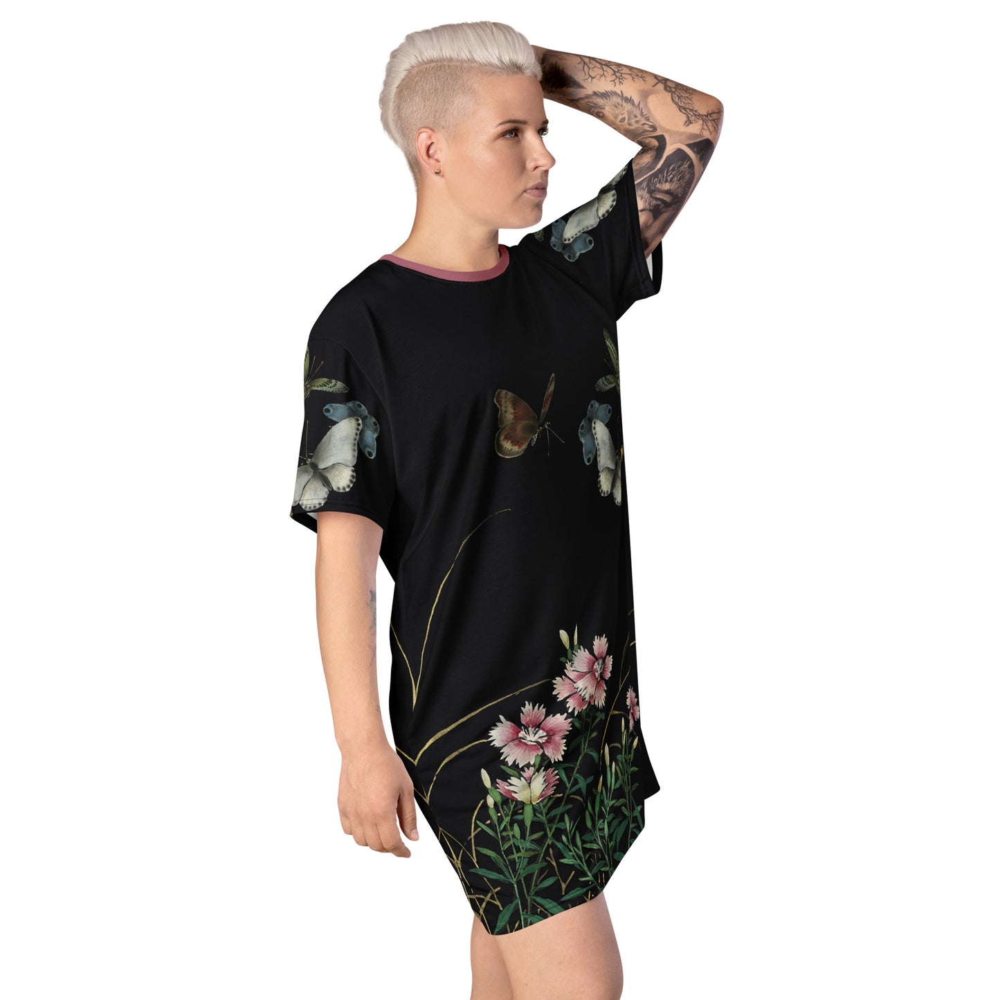 Cats And Butterflies Of Longevity｜Butterflies and the Blooming Red-flowered Catchfly｜T-shirt dress｜Fish belly white