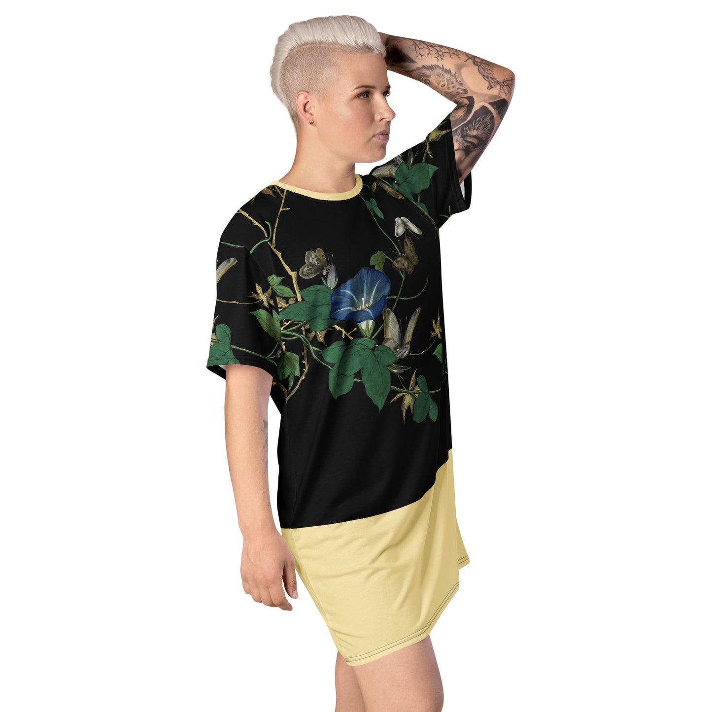 Cats And Butterflies Of Longevity｜Butterflies and the White-edged Morning Glory in Bloom｜T-shirt dress