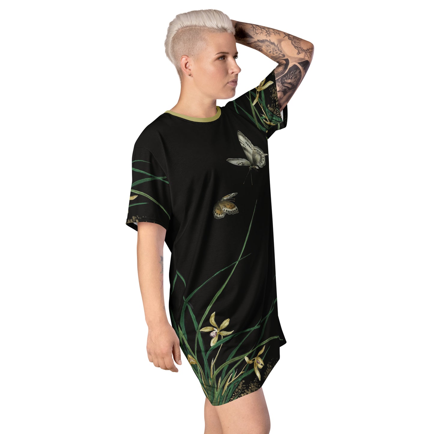 Cats And Butterflies Of Longevity｜Butterflies by the Orchid in Bloom｜T-shirt dress