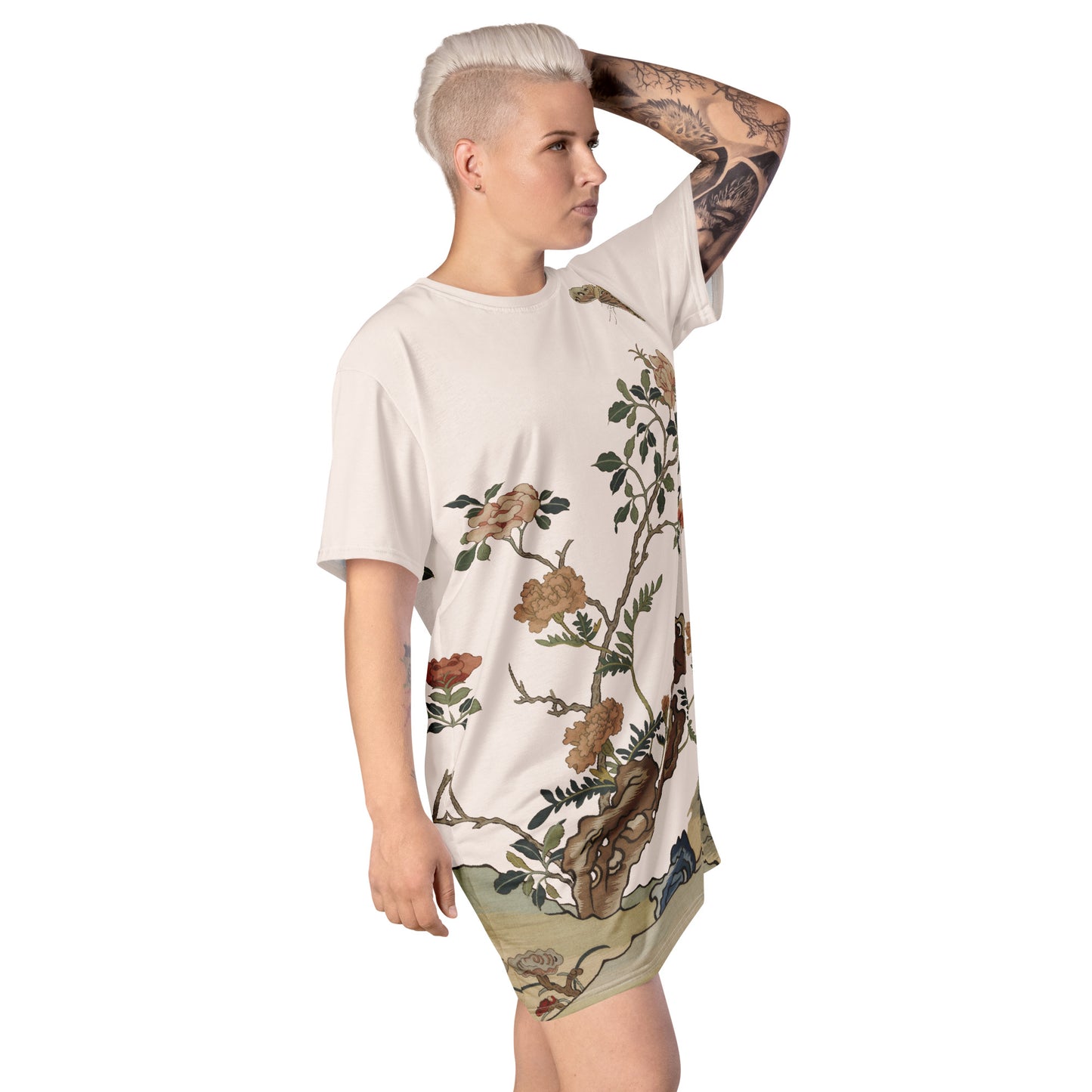 Kesi Flower Album｜Camellia and Butterfly｜T-shirt dress｜Fish belly white