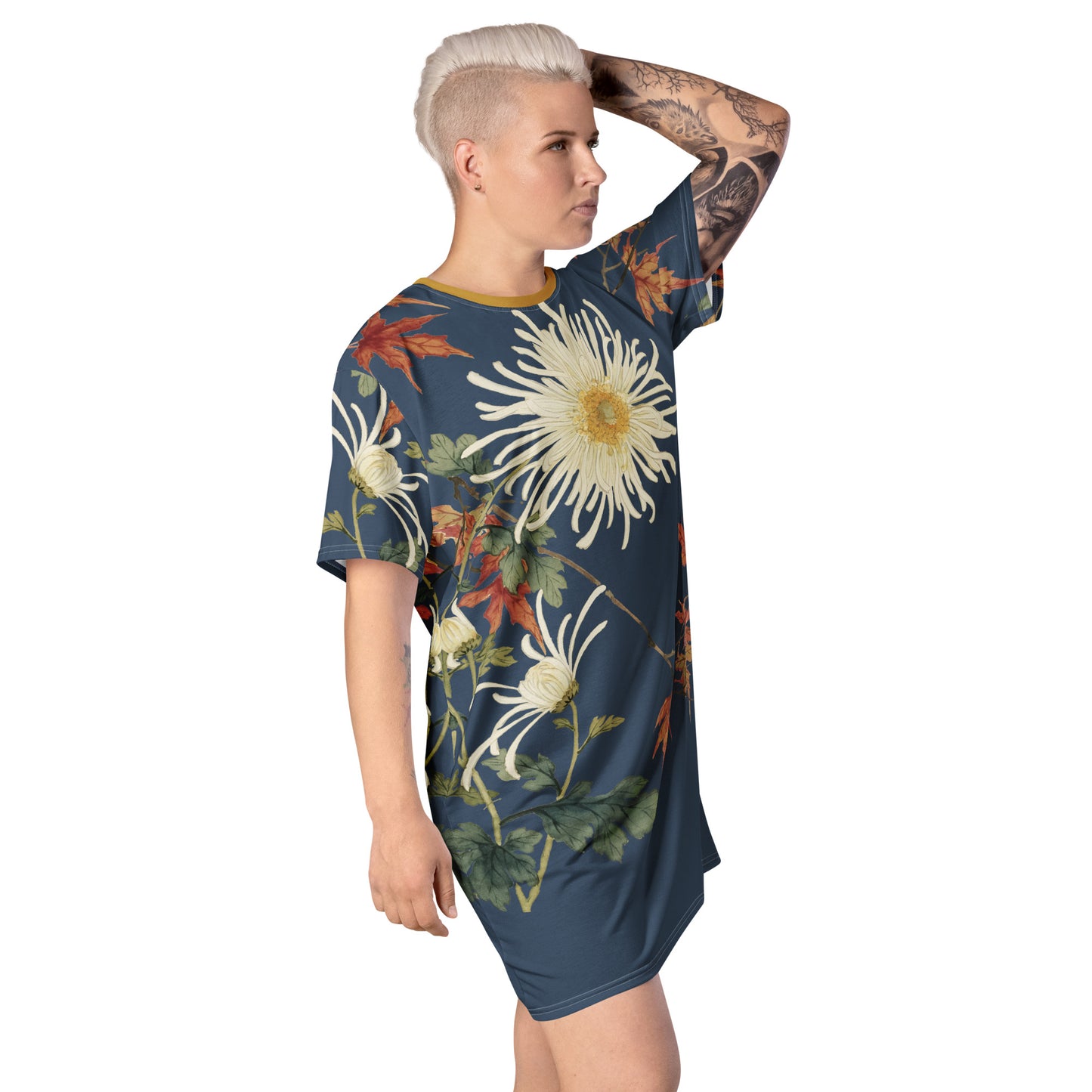 The Spirit of Flowers in Twelve Months｜Blooming Chrysanthemum and Maple Leaves｜T-shirt dress｜Dark blue