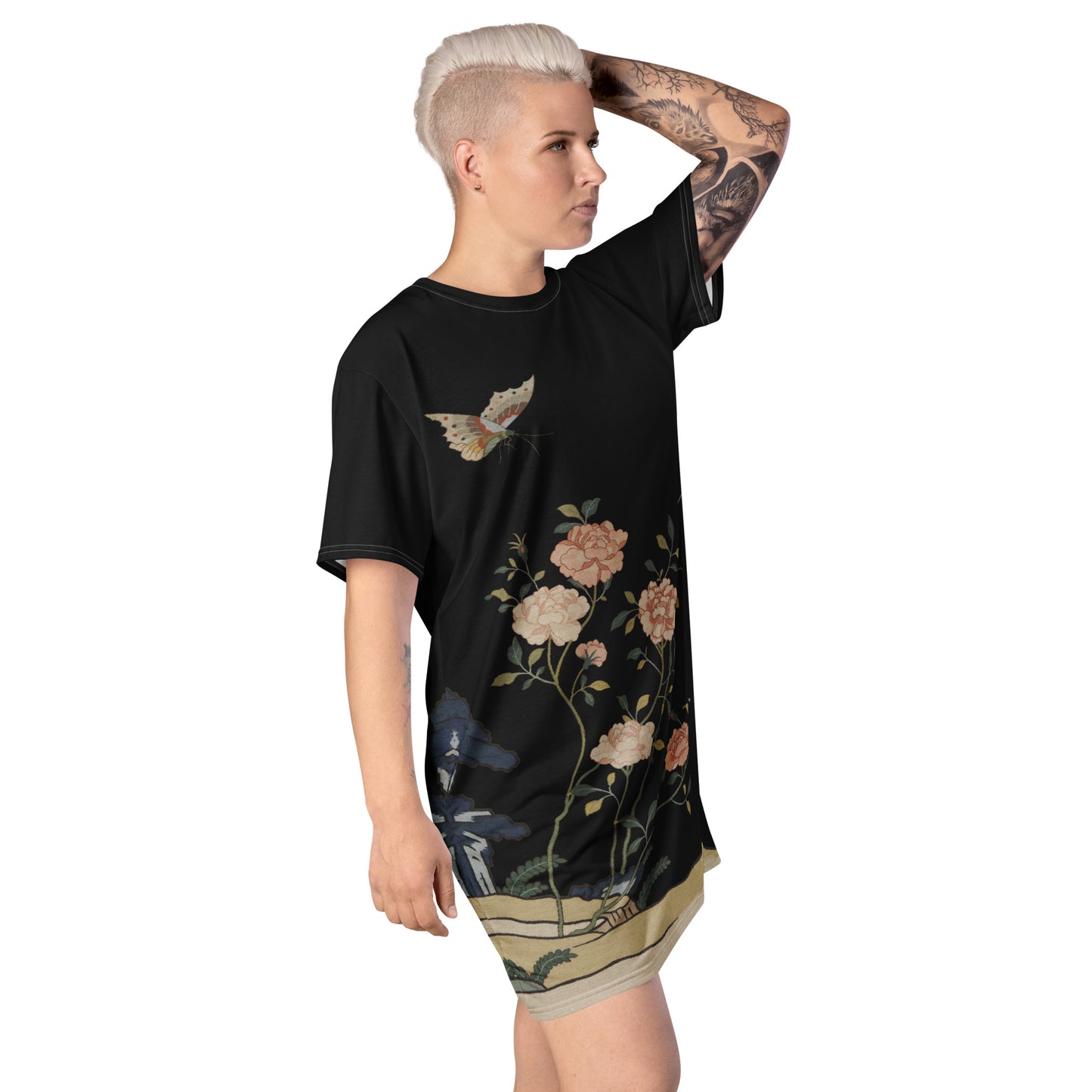 Kesi Flower Album｜Red Roses｜T-shirt dress｜Black