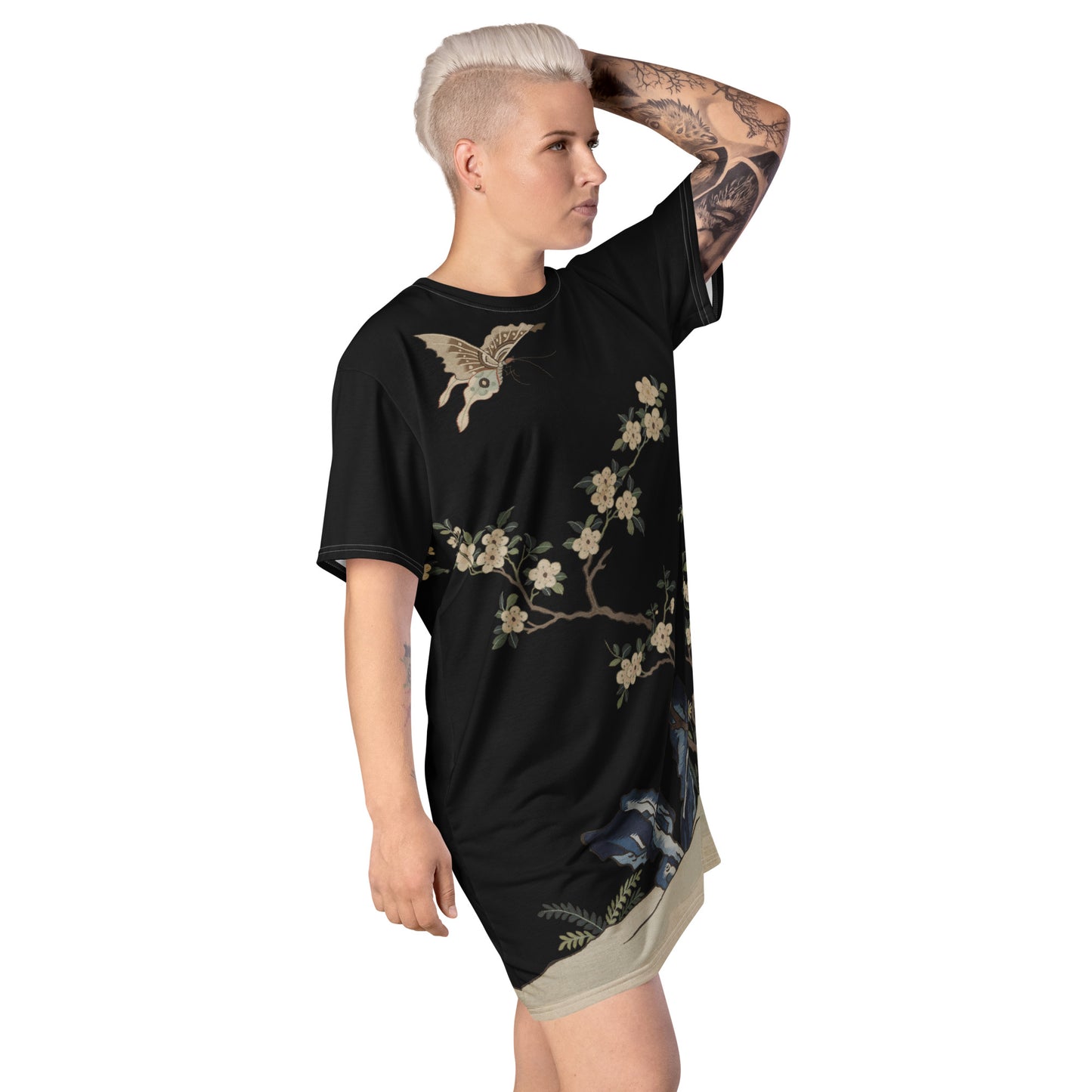 Kesi Flower Album｜White Plum Blossoms and Butterfly｜T-shirt dress｜Black