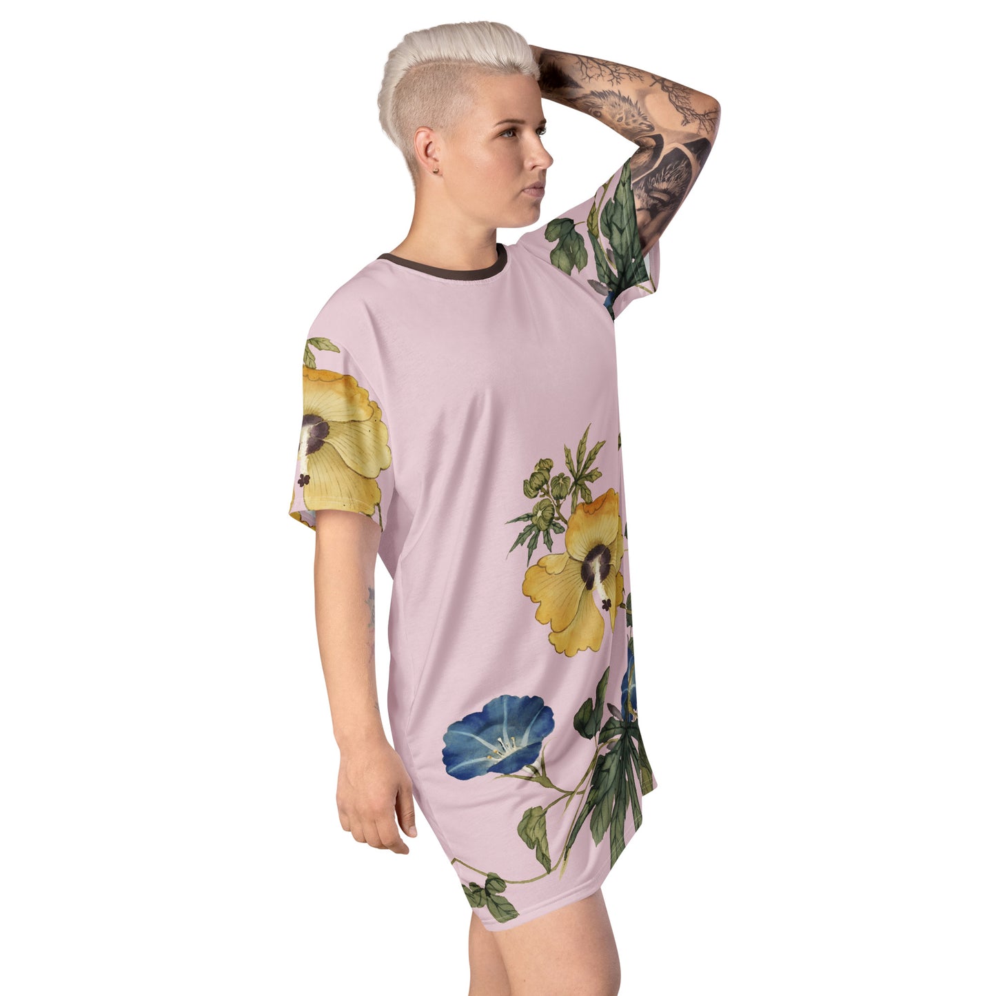 The Spirit of Flowers in Twelve Months｜Okra and White-edged Morning Glory in Bloom｜T-shirt dress｜Pale pinkish gray