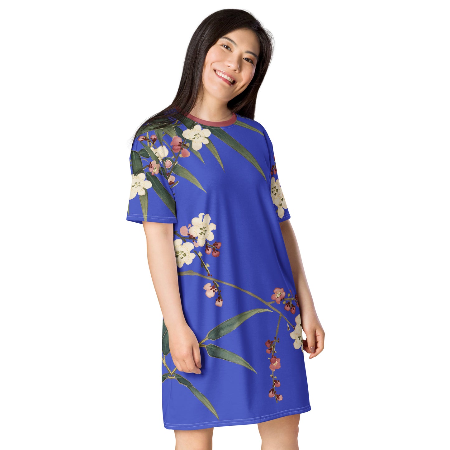 The Spirit of Flowers in Twelve Months｜Crimson Plum Blossom and Lush Green Bamboo｜T-shirt dress｜Royal blue