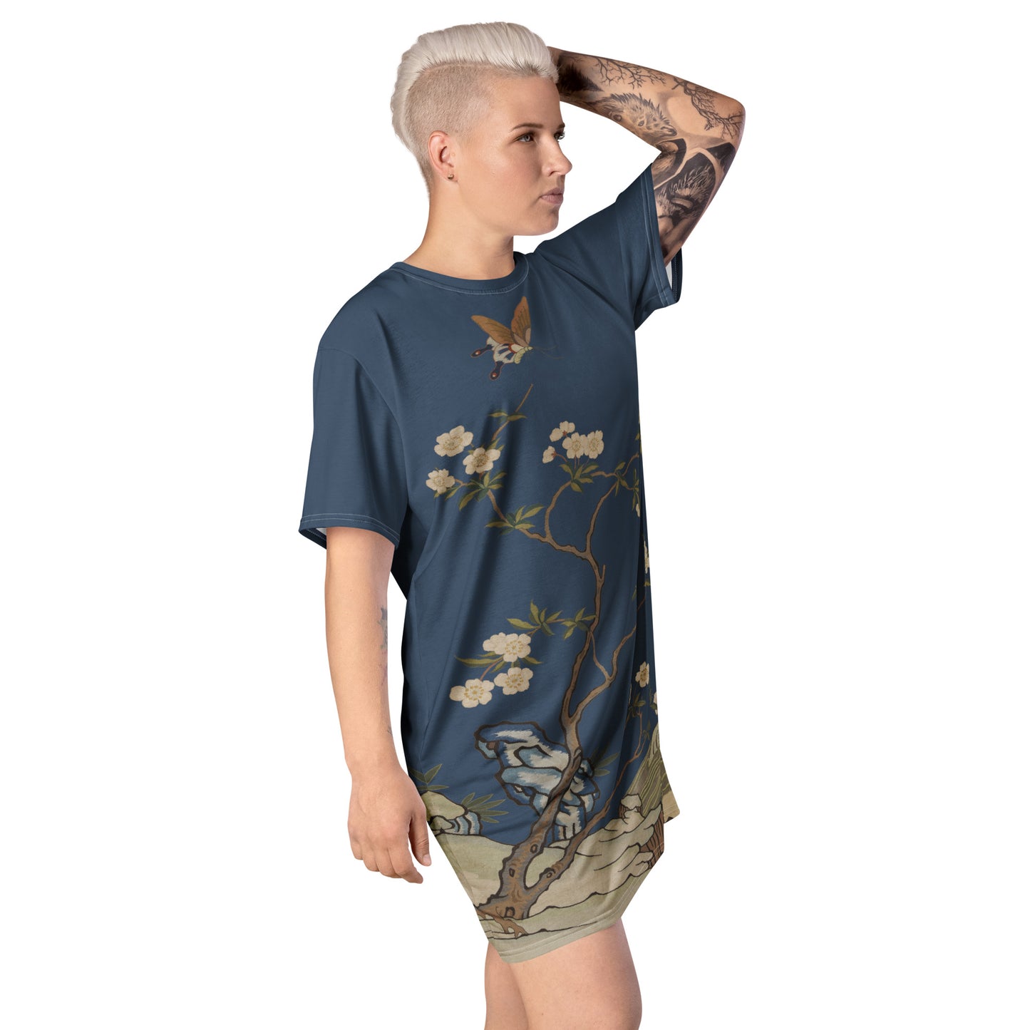 Kesi Flower Album｜Plum Blossoms and Butterfly｜T-shirt dress｜Dark blue