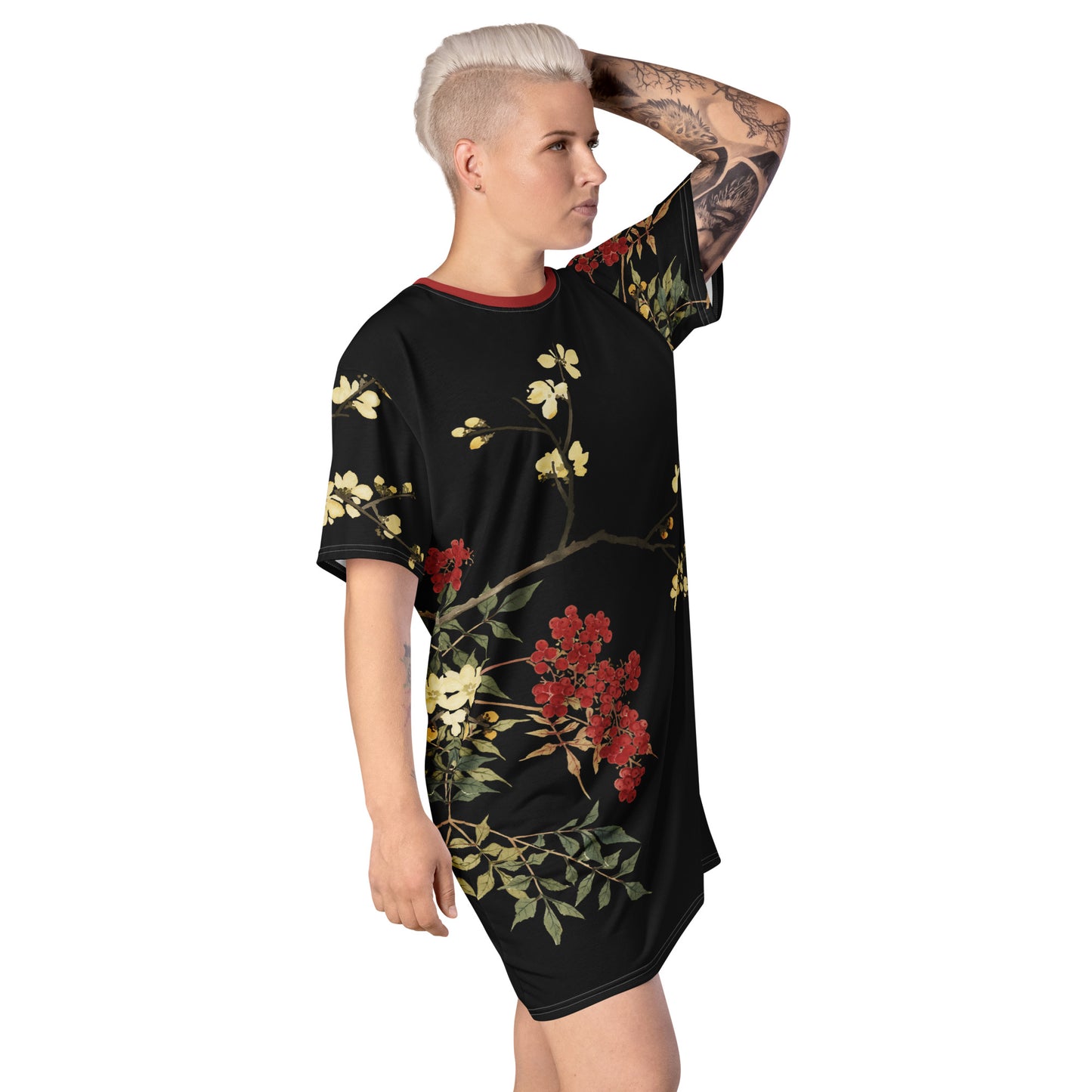 The Spirit of Flowers in Twelve Months｜Blooming Wintersweet and Heavenly Bamboo｜T-shirt dress｜Black