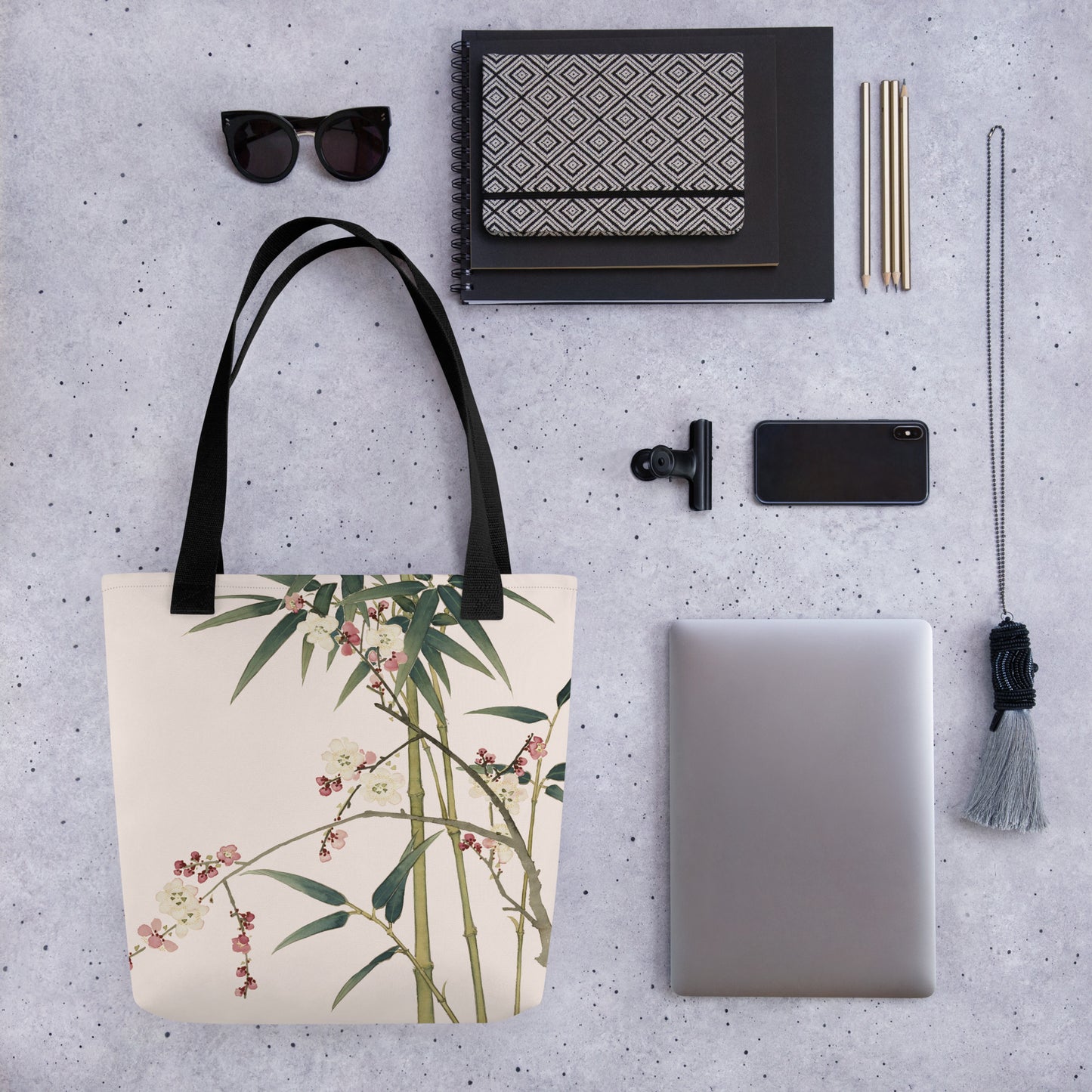 The Spirit of Flowers in Twelve Months｜Crimson Plum Blossom and Lush Green Bamboo｜Tote bag｜Fish belly white