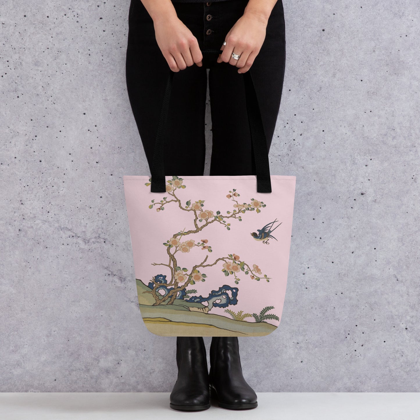 Kesi Flower Album｜Swallow in Flight, Harbinger of Spring｜Tote bag｜Pale pinkish gray