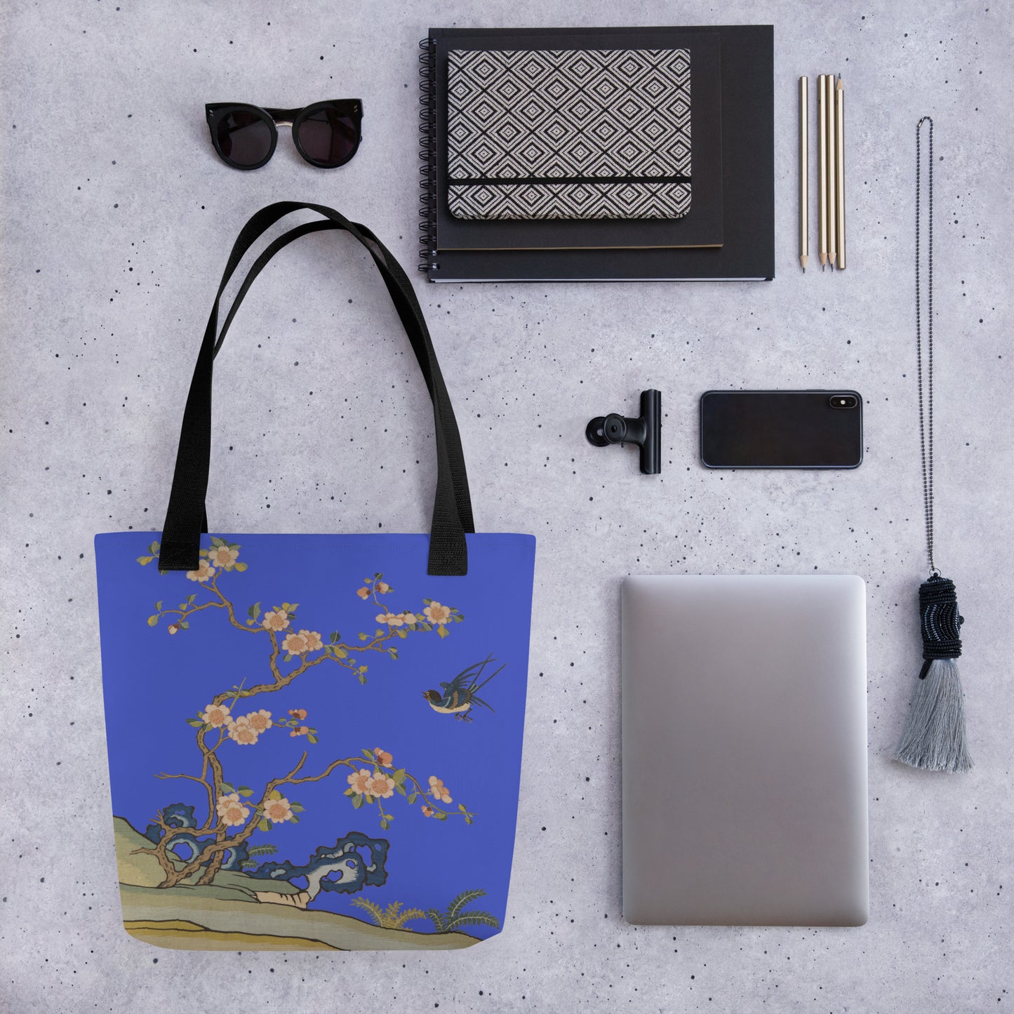 Kesi Flower Album｜Swallow in Flight, Harbinger of Spring｜Tote bag｜Royal blue