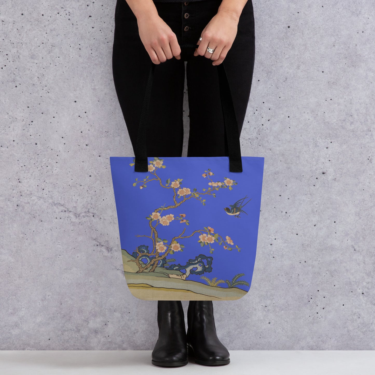 Kesi Flower Album｜Swallow in Flight, Harbinger of Spring｜Tote bag｜Royal blue