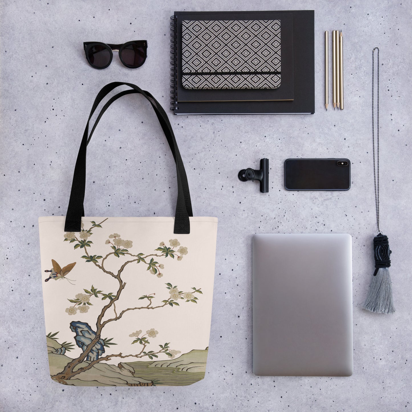 Kesi Flower Album｜Plum Blossoms and Butterfly｜Tote bag｜Fish belly white