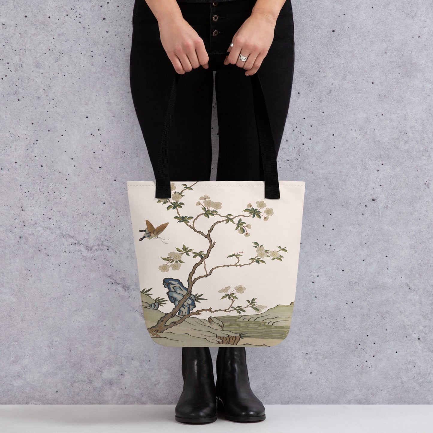 タペストリーの花｜Plum Blossoms and Butterfly｜Tote bag｜Fish belly white