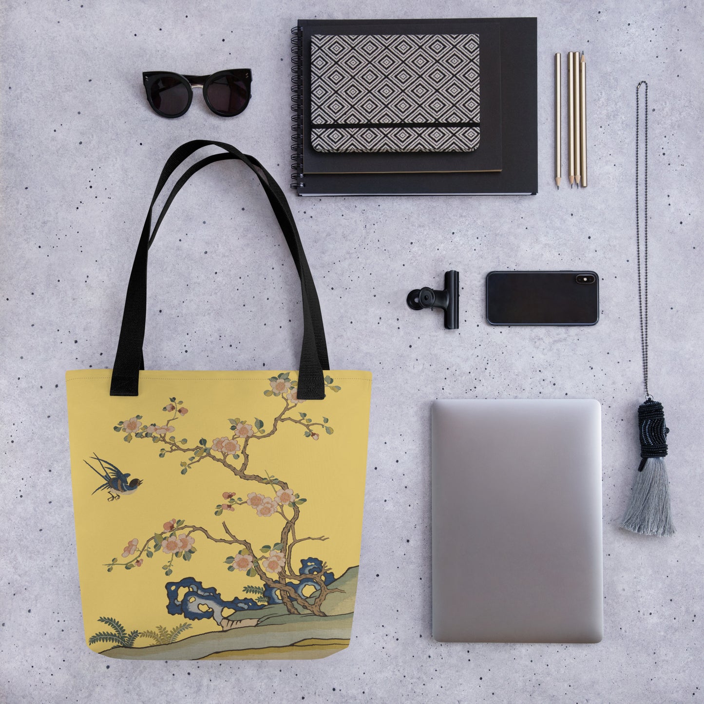 Kesi Flower Album｜Swallow in Flight, Harbinger of Spring｜Tote bag｜Gold