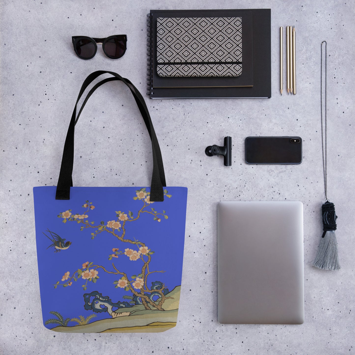 Kesi Flower Album｜Swallow in Flight, Harbinger of Spring｜Tote bag｜Royal blue