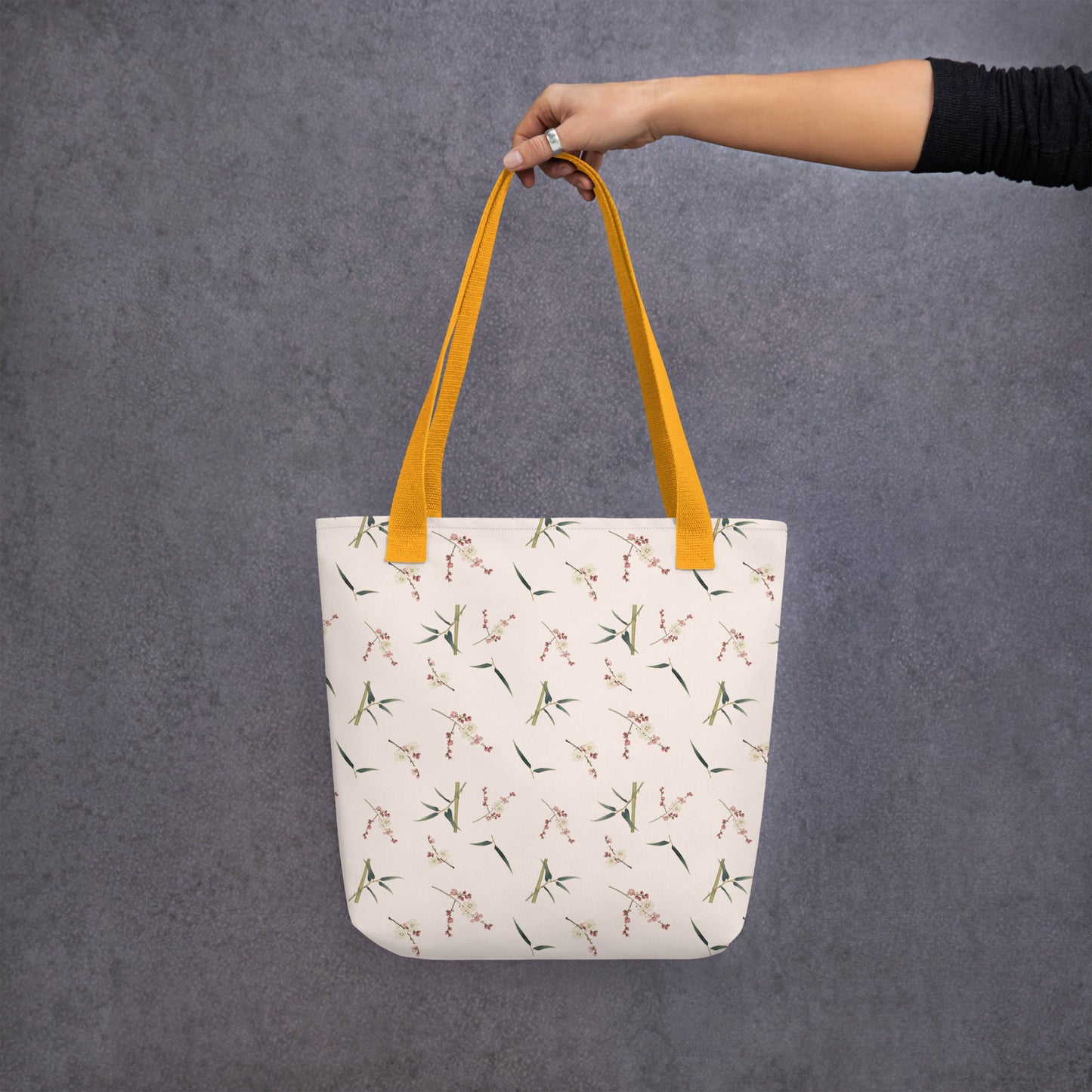 The Spirit of Flowers in Twelve Months｜Crimson Plum Blossom and Lush Green Bamboo｜Tote bag｜seamless print｜Fish belly white