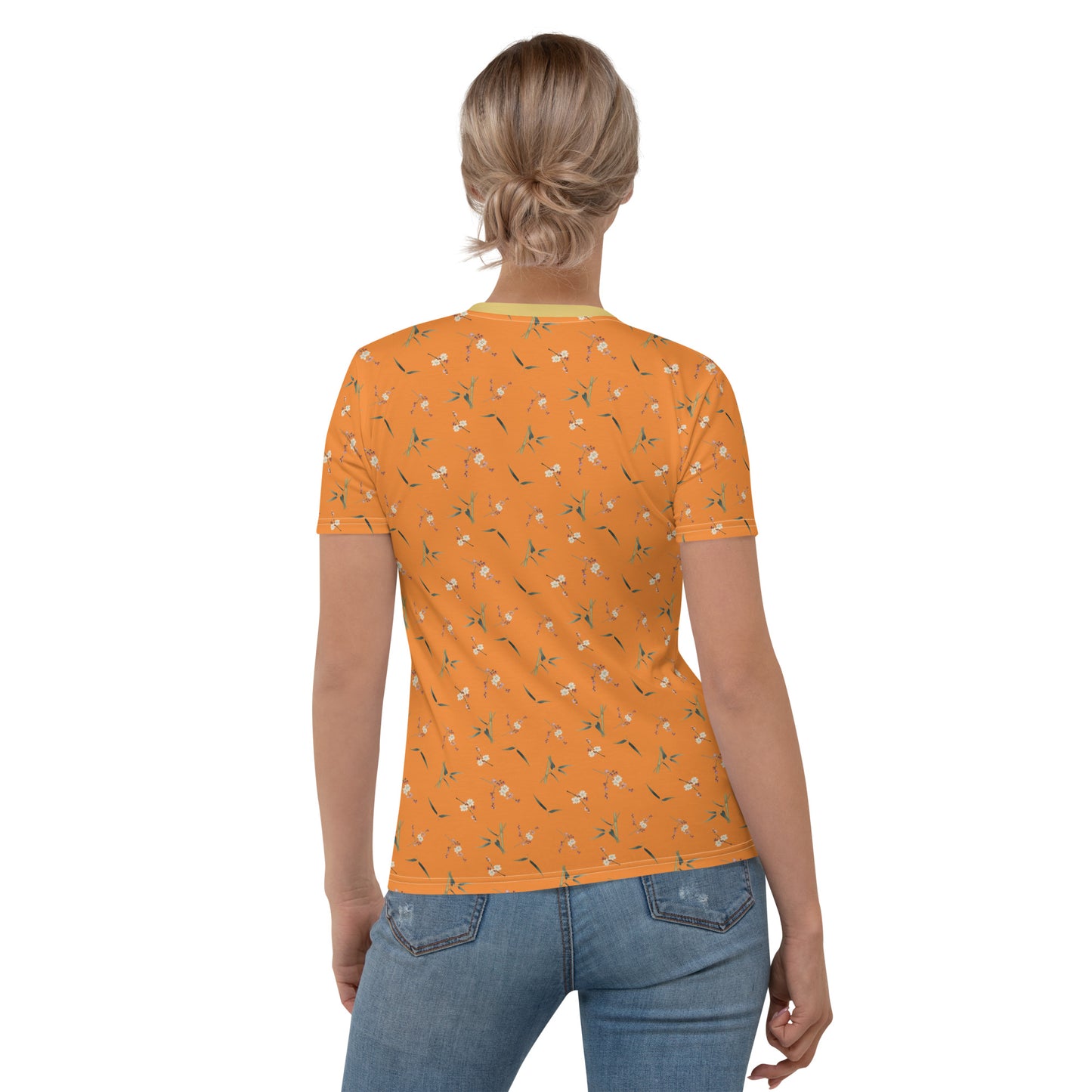 The Spirit of Flowers in Twelve Months｜Crimson Plum Blossom and Lush Green Bamboo｜Ladies T-shirt｜seamless print｜Orange