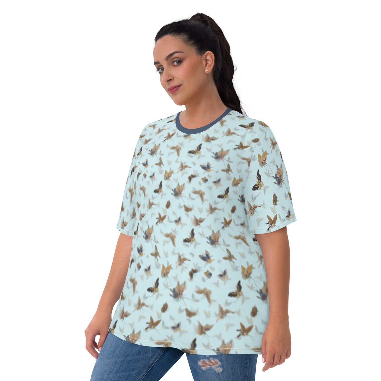 Butterfly dancing｜Ladies T-shirt｜Aqua blue