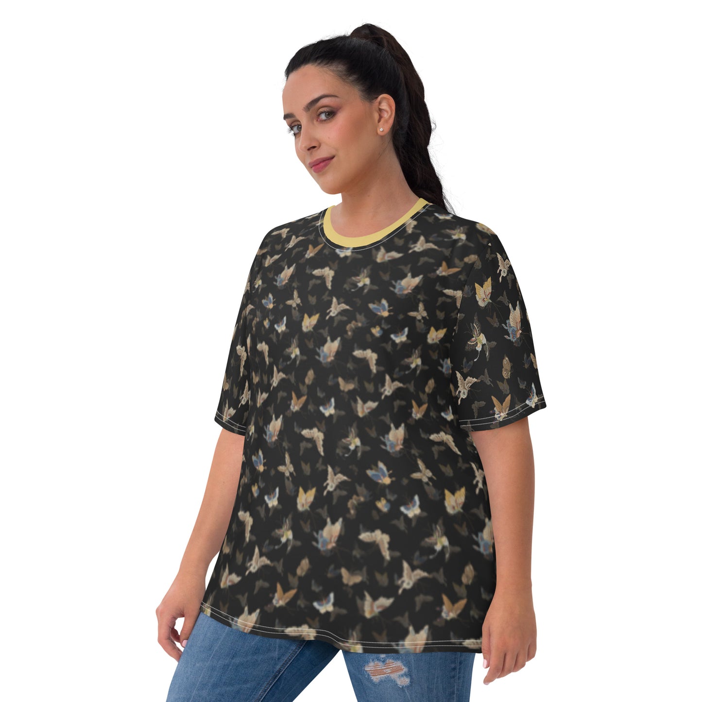 Butterfly dancing｜Ladies T-shirt｜Black