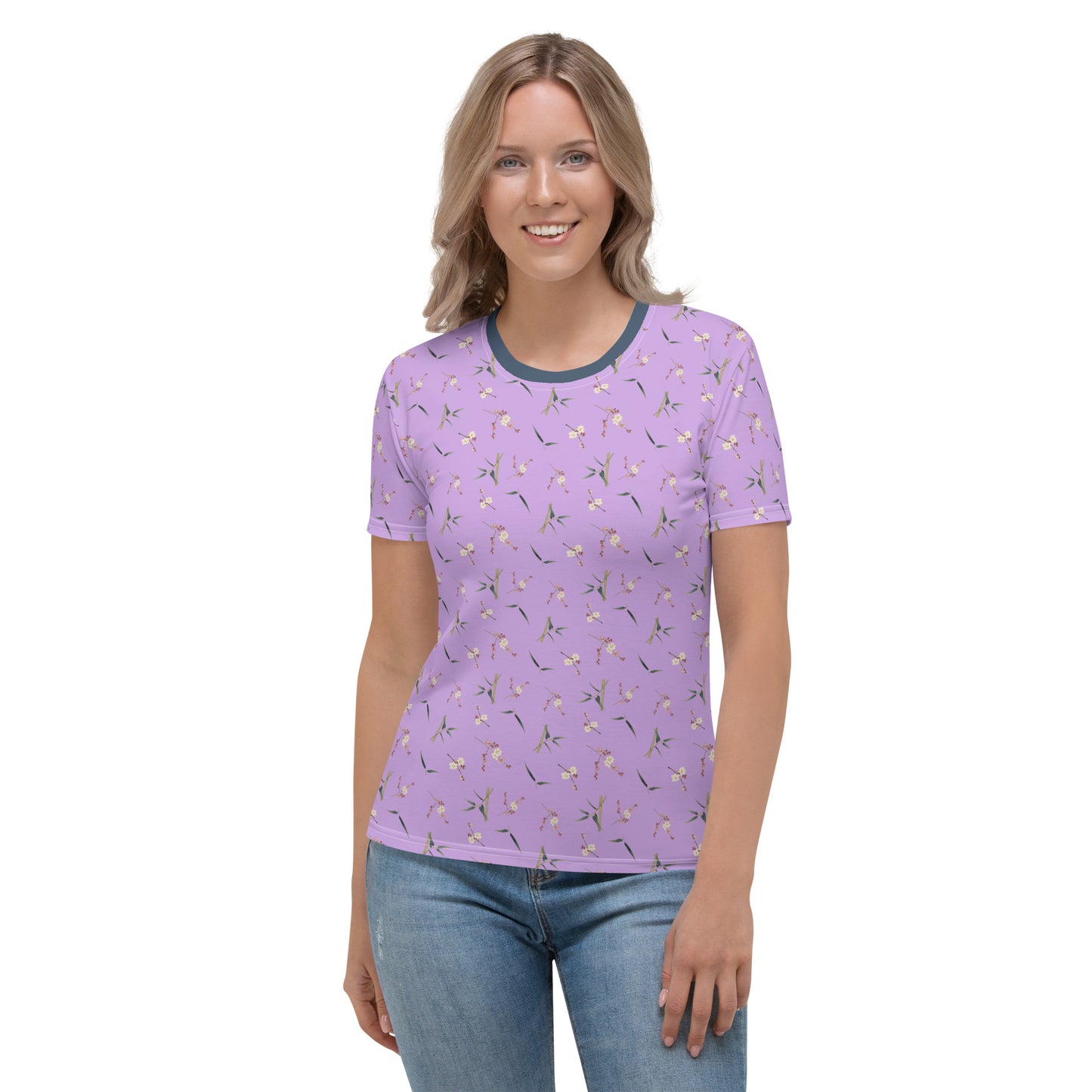 The Spirit of Flowers in Twelve Months｜Crimson Plum Blossom and Lush Green Bamboo｜Ladies T-shirt｜seamless print｜Lilac