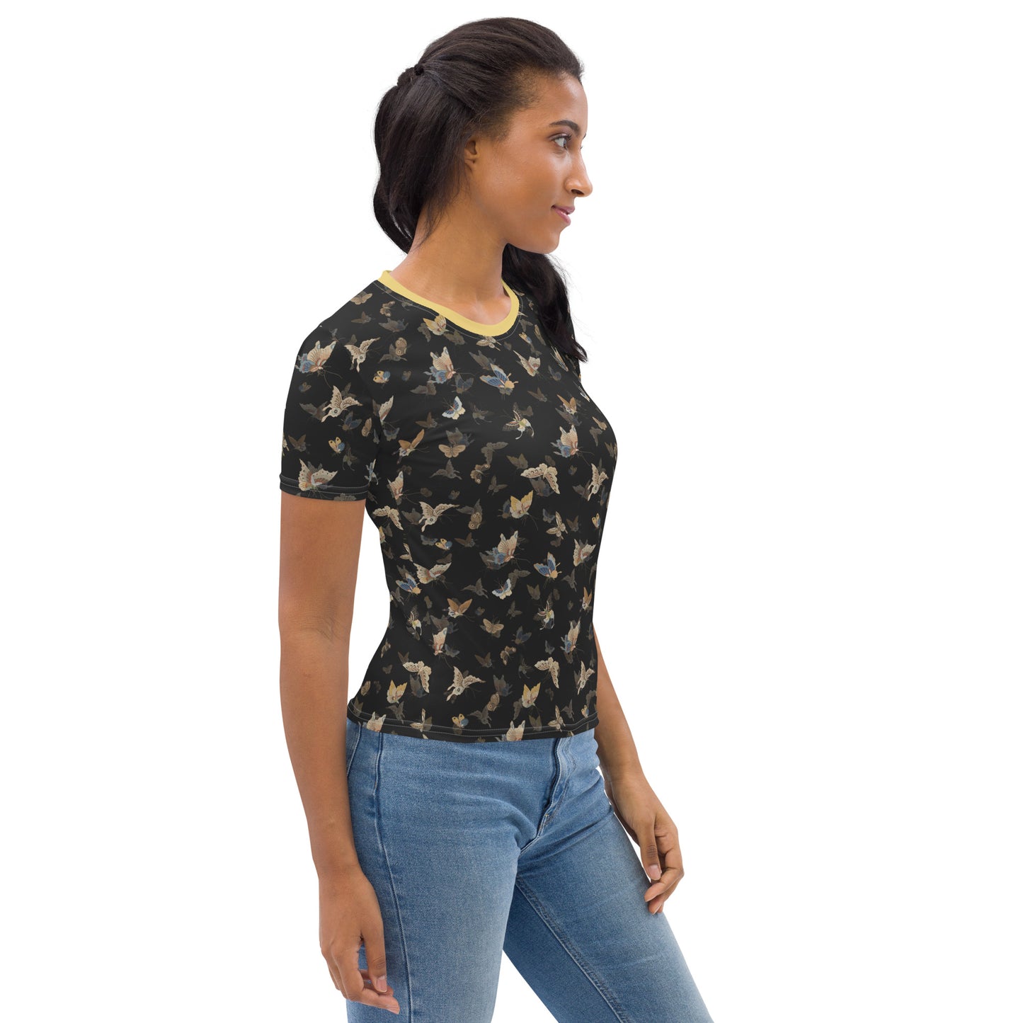 Butterfly dancing｜Ladies T-shirt｜Black