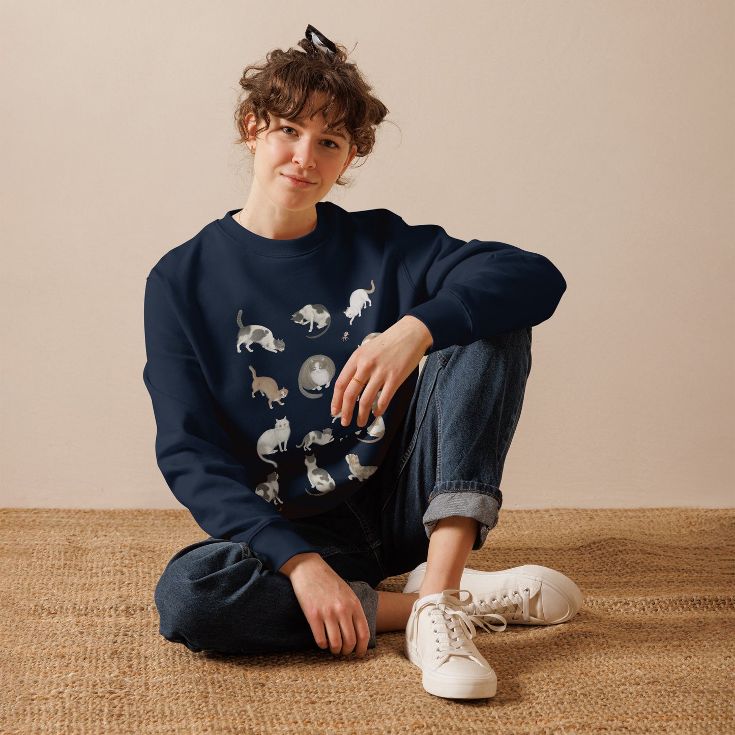 Cats And Butterflies Of Longevity｜Unisex eco sweatshirt